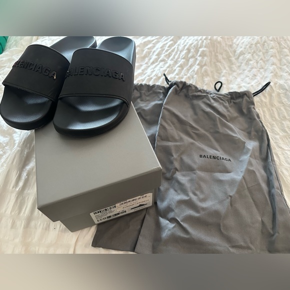BALENCIAGA SLIDES - Picture 1 of 5